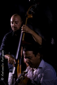 Salvatore-Russo-Gipsy-Jazz-Trio (7)
