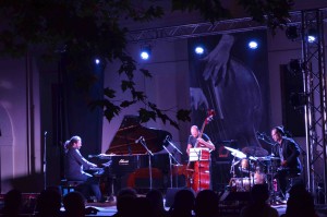 ANDREA GARIBALDI TRIO